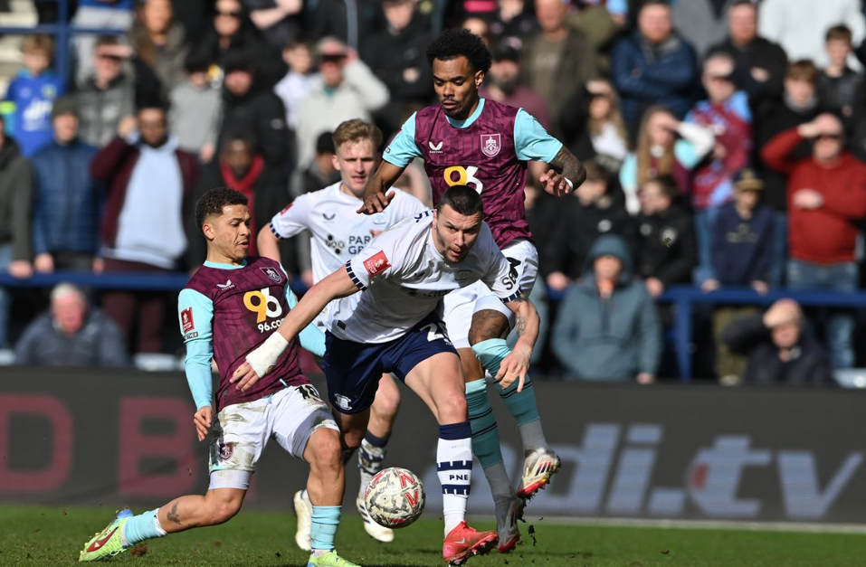 Preston North vs Burnley (19:15 &#8211; 01/03) | Xem lại trận đấu