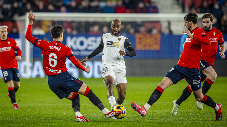 Osasuna vs Valencia CF (03:00 – 03/03) | Xem lại trận đấu